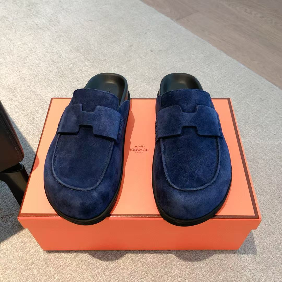UA Hermès slippers