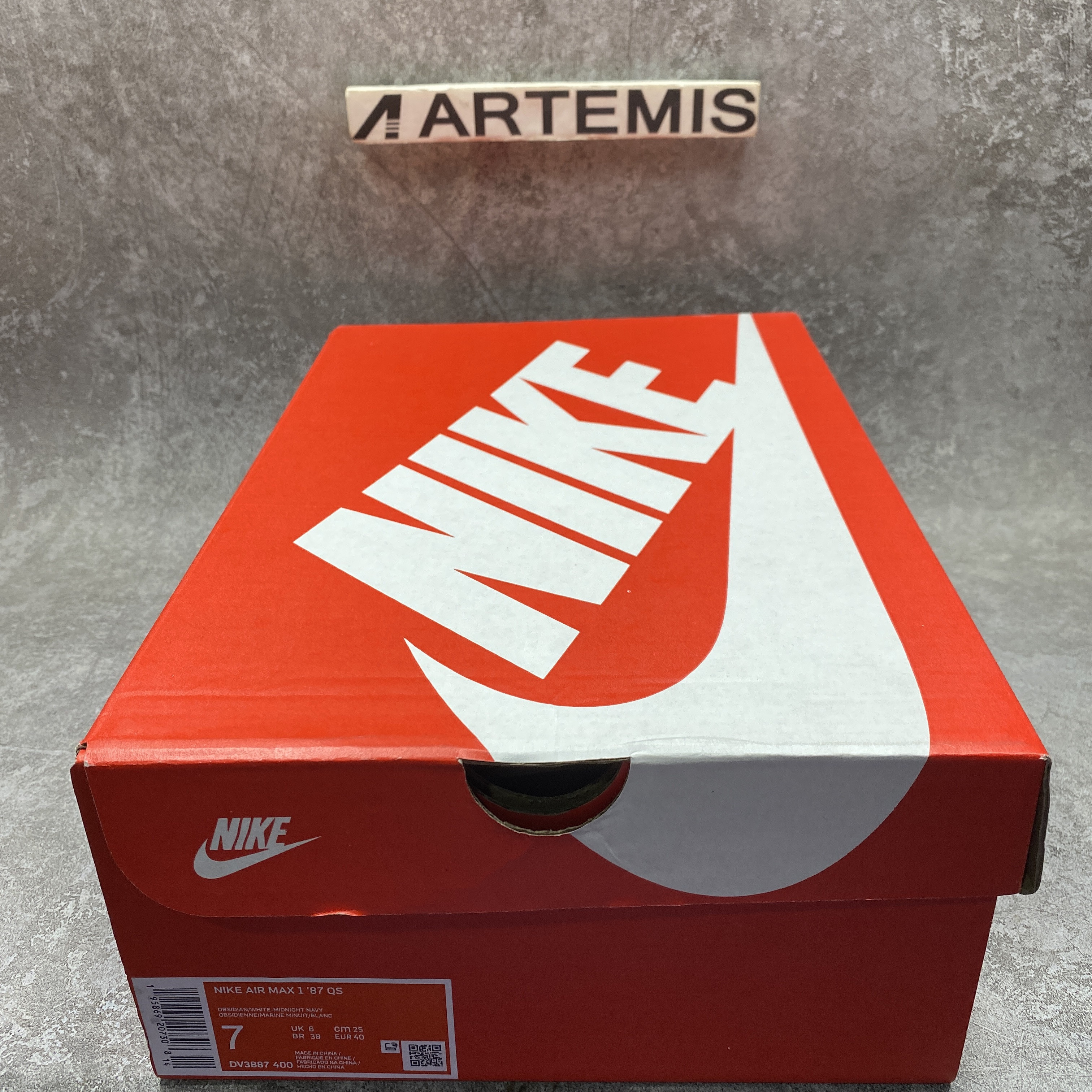 Nike Air Max 1 Obsidian Sneakers