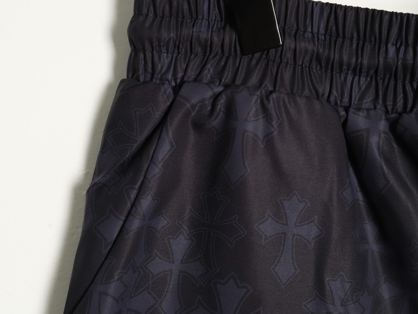 Ch**me He**ts shorts