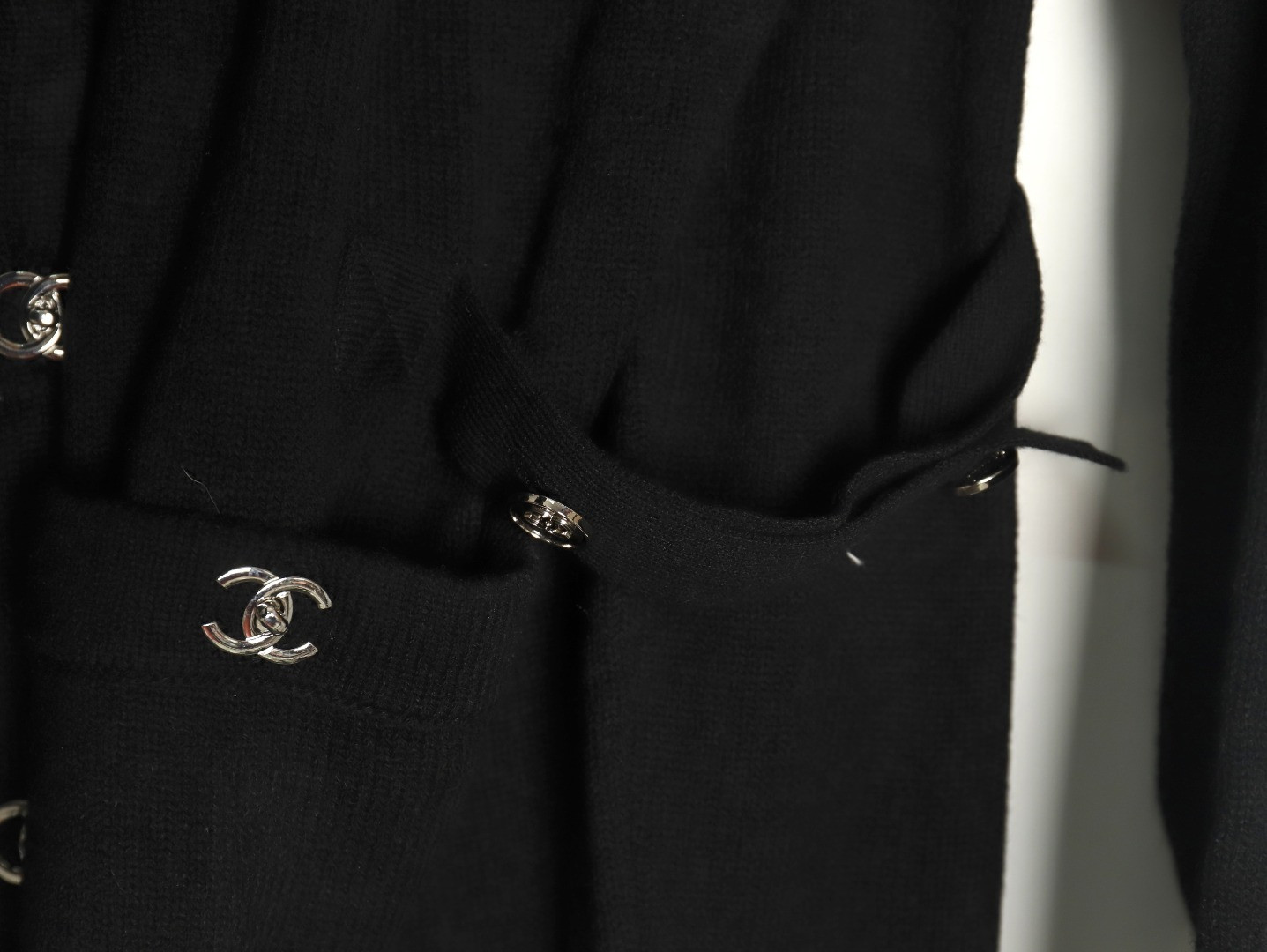 Ch*el knitting cardigan