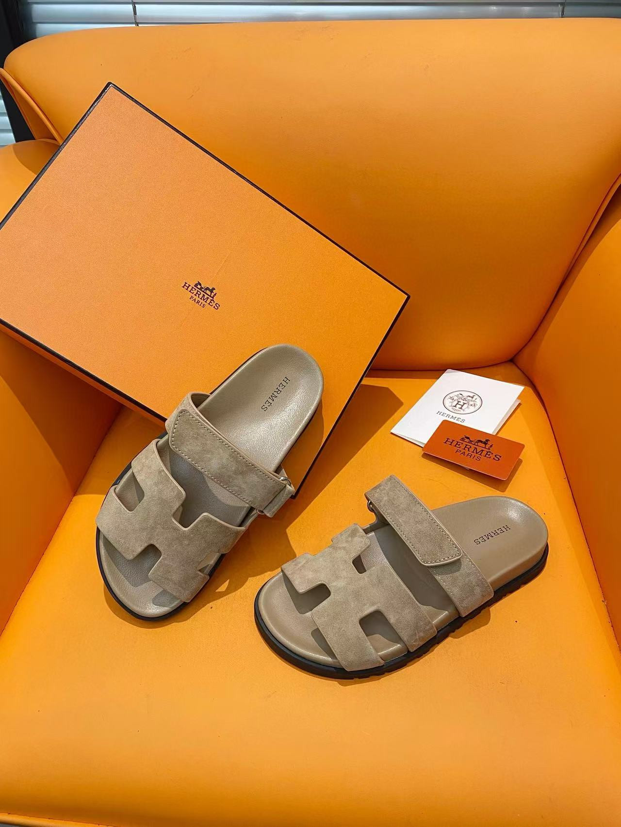 UA Hermès Chypre Sandal
