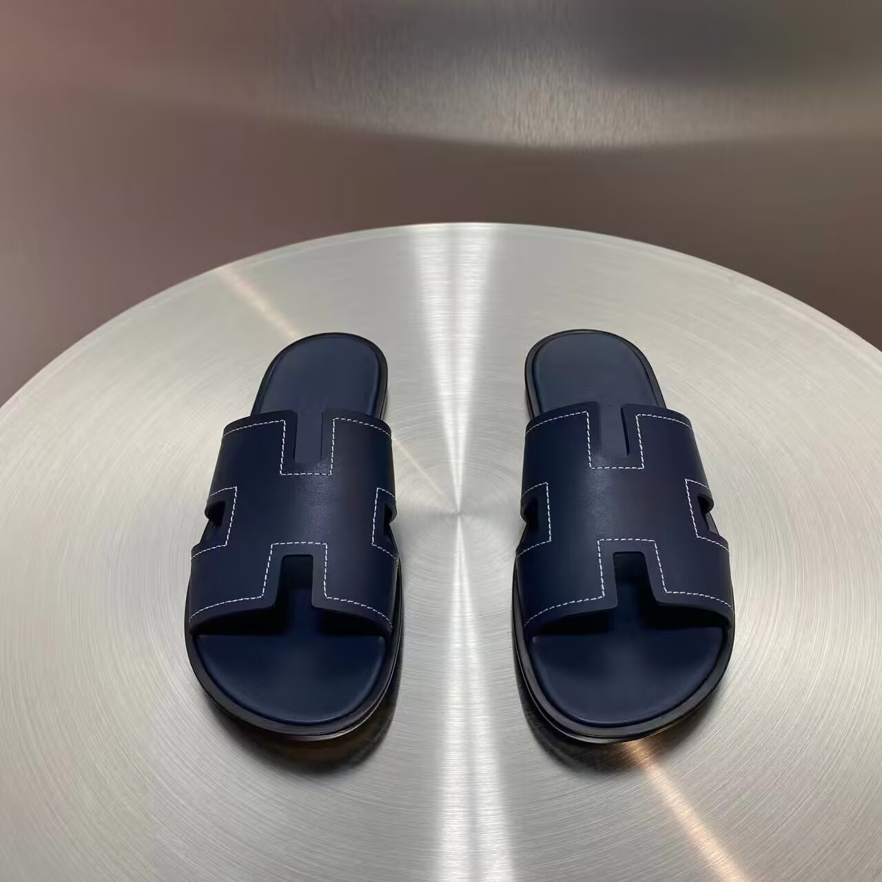 ua H**mes izmir sandal