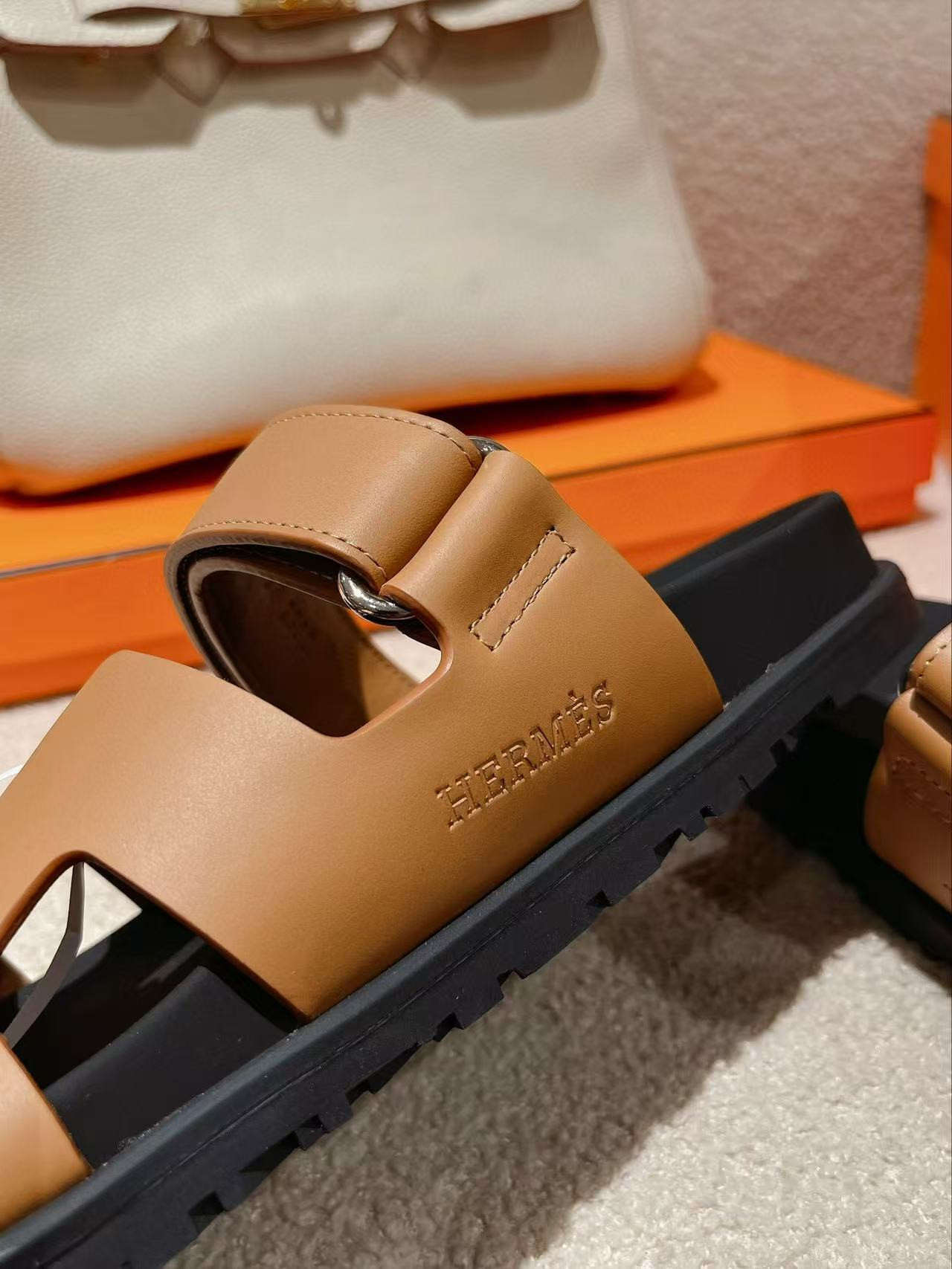 UA Hermès Chypre Sandal