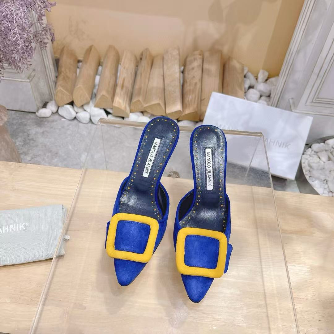 UA Manolo Blahnik Mules 7.5cm