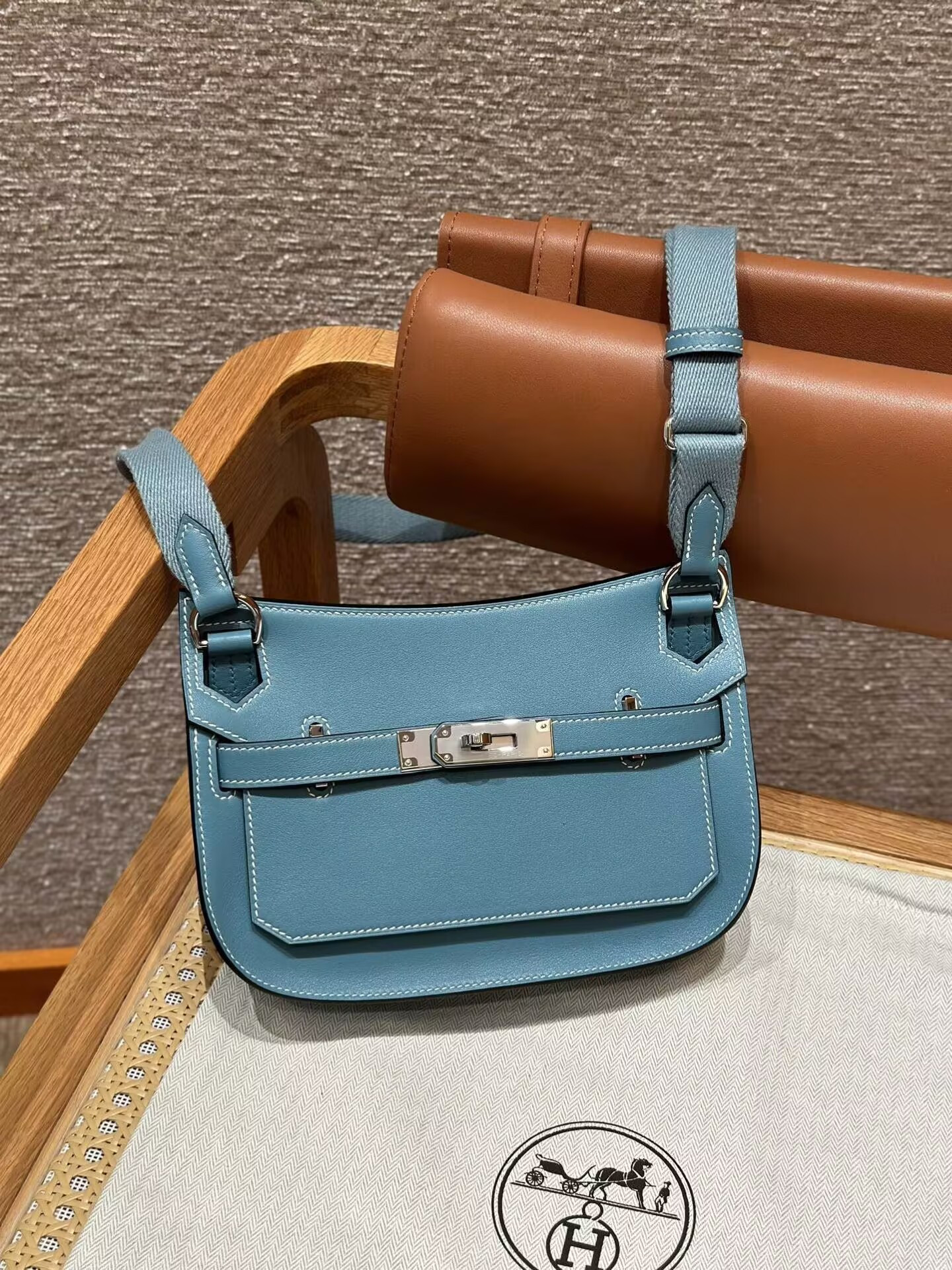 H**mes mini jypsiere 23×17×5cm