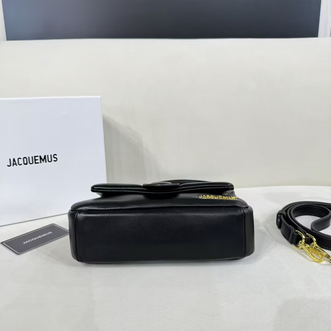 Jacquemus Le Chiquito 20×12×8CM