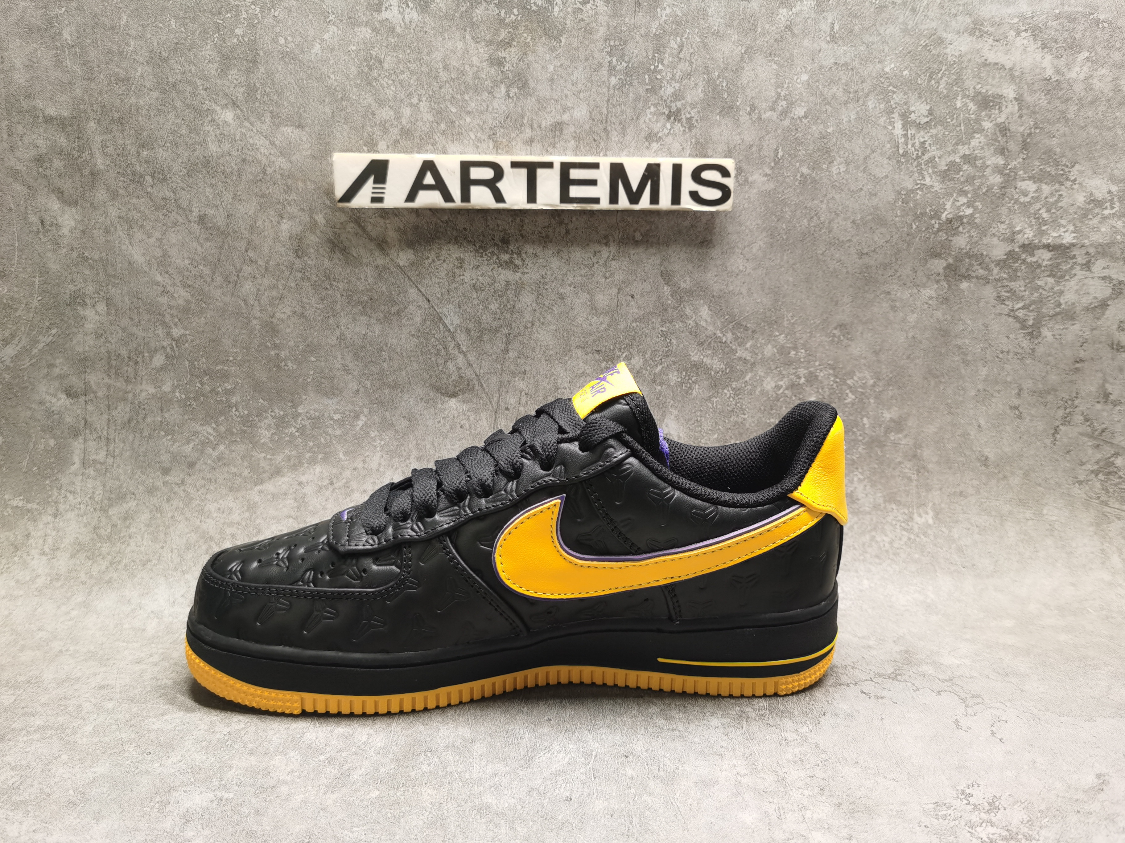 UA Nike Air Force 1 Low