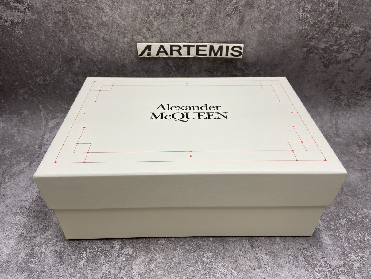 ale*d*r M*Q*en oversized gold