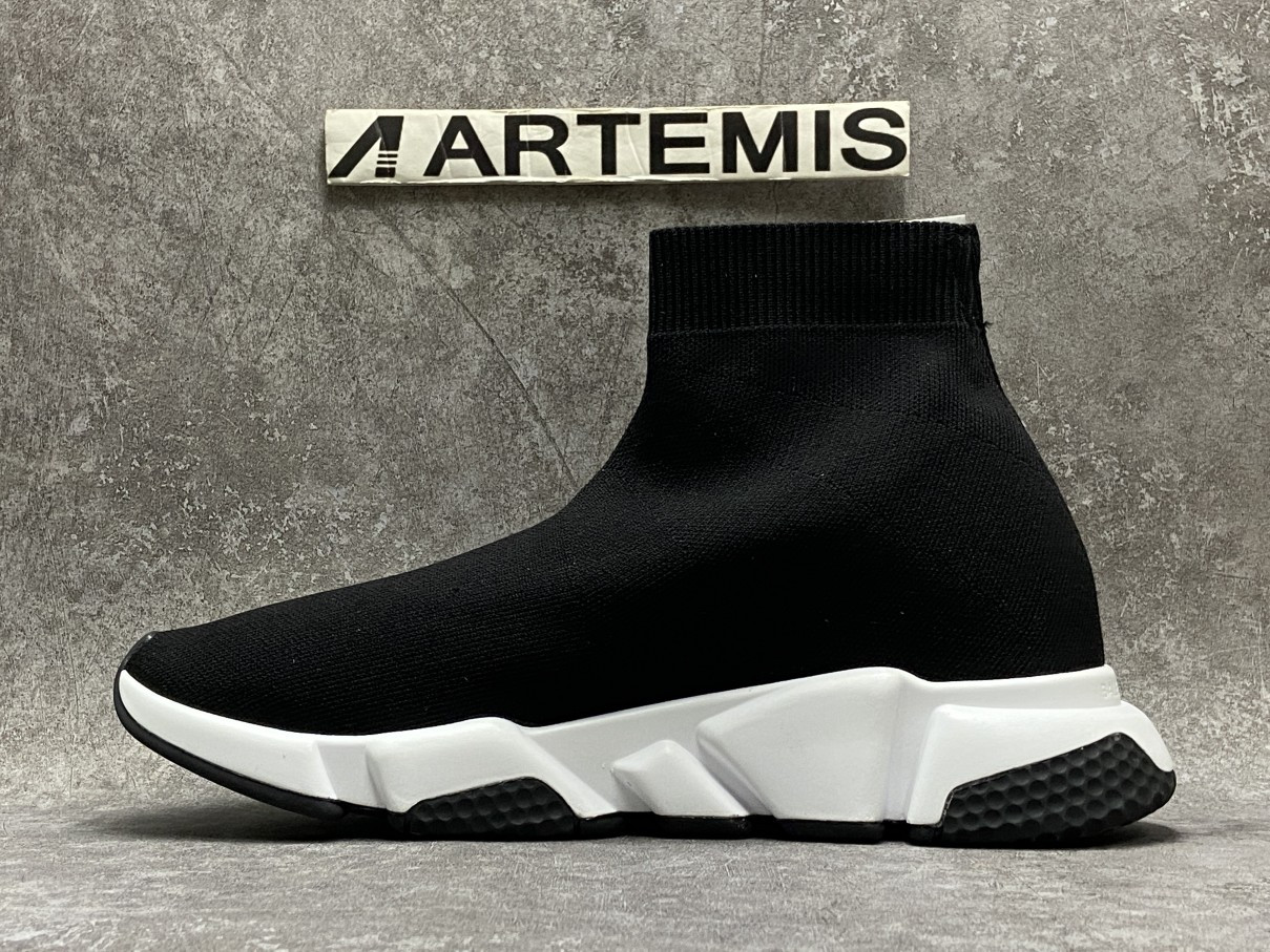 Balenciga Graffiti Speed Red Sole