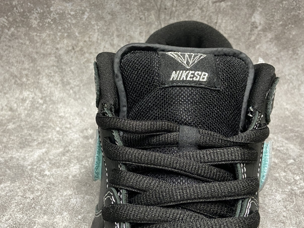 nike sb dunk low Di*m*nd s*pply co black Di*m*nd