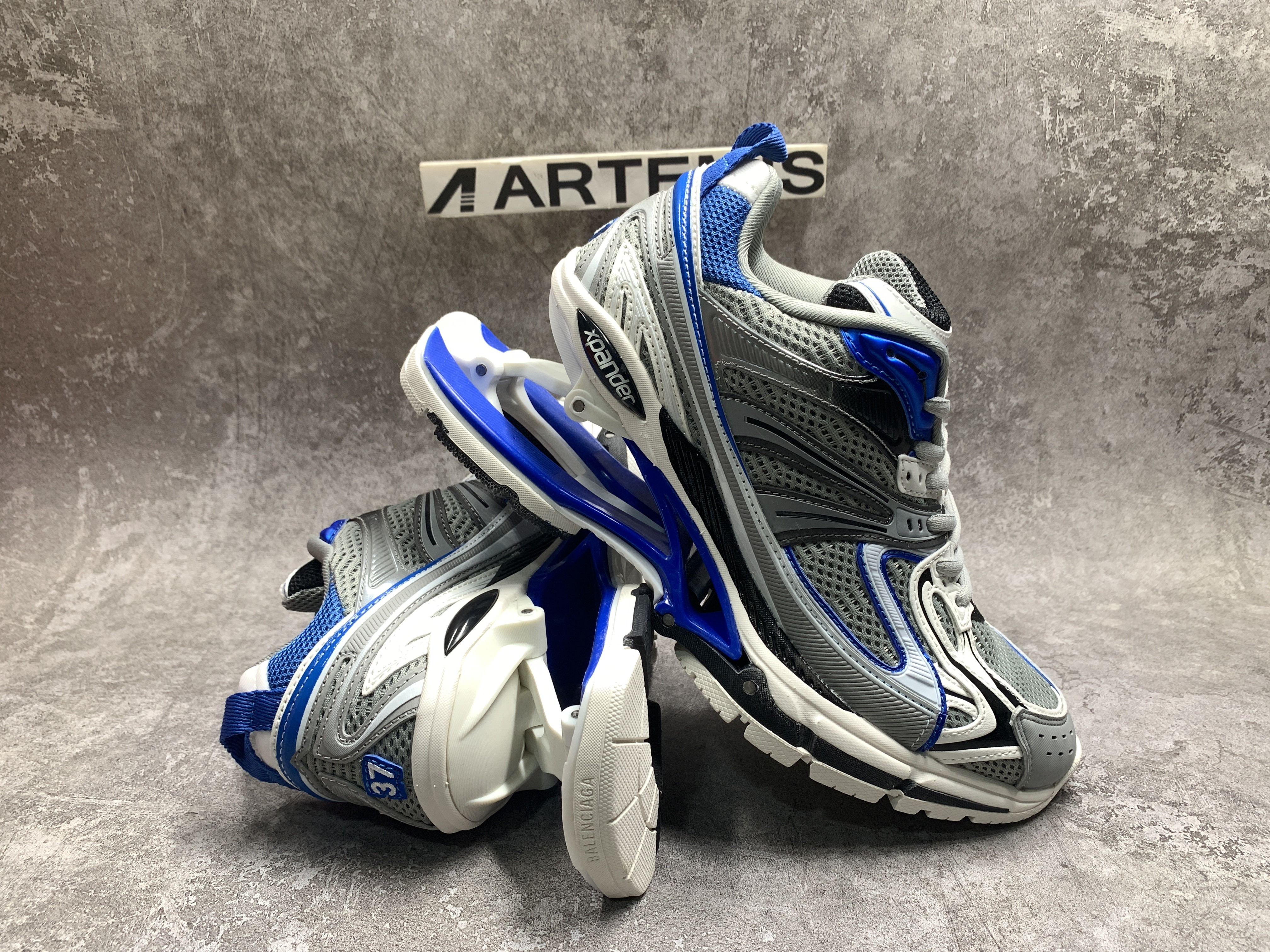 Balenciga X-Pander Blue Silver