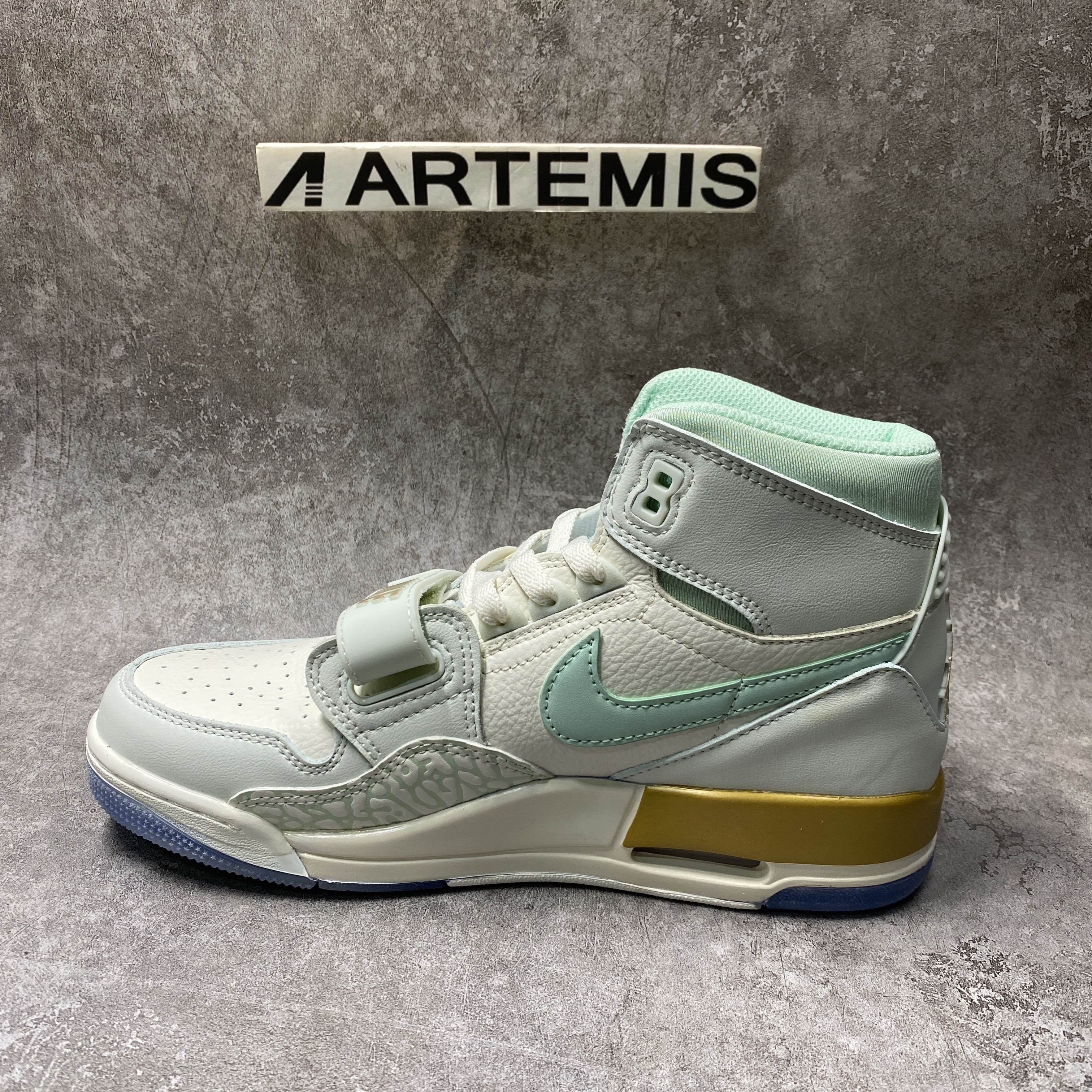 Air Jordan Legacy 312 Green White