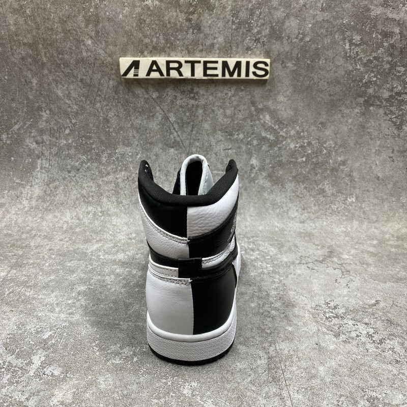 Air Jordan 1 Mid Spli Black White