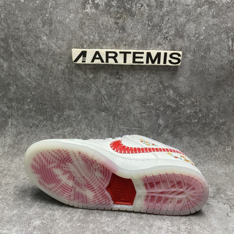 Nike SB Dunk Low Decon N7 Opti Yellow University Red