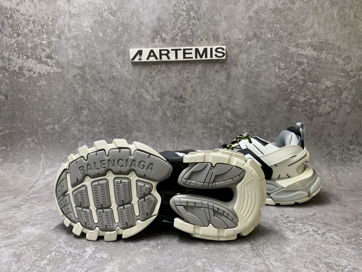 Balenciga Track Trainer White Black