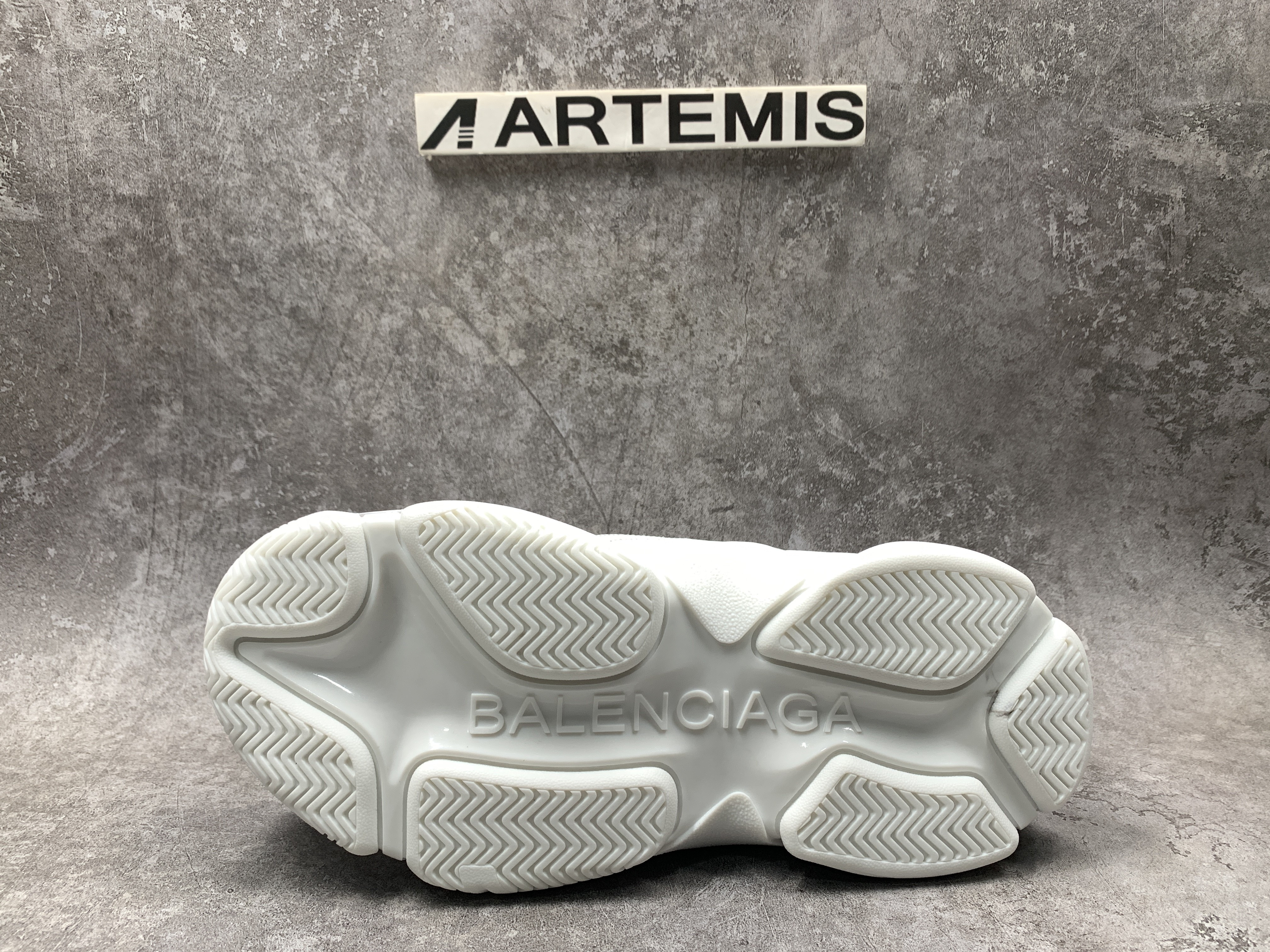 Balenciga Triple S Sneaker White and Metal Grey