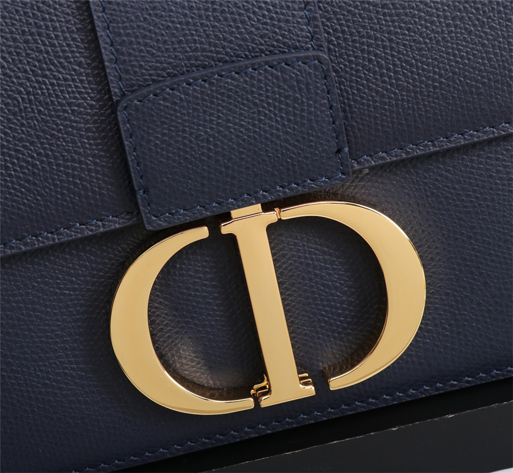 D*or 30 montaigne chain bag grained navy