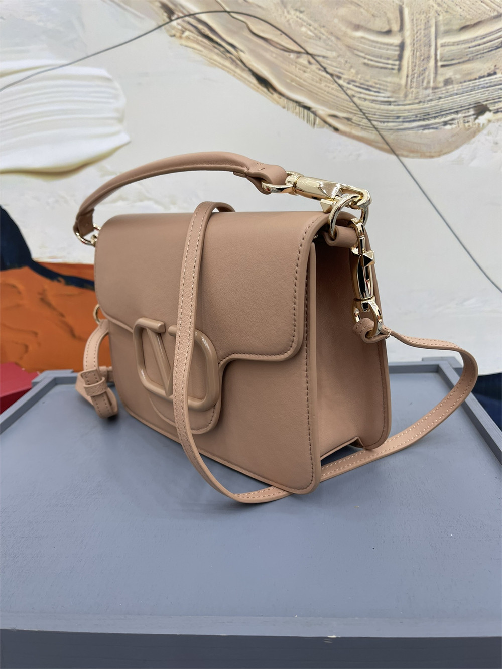 VALENTINO GARAVANI LOCÒ CALFSKIN SHOULDER SMALL BAG ROSE CANNELLE 22 x 16  x 7 cm