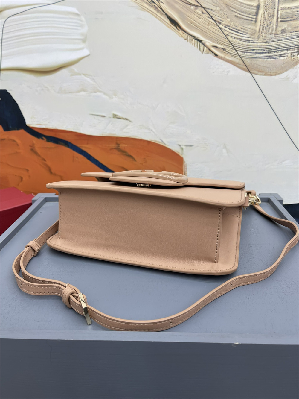 VALENTINO GARAVANI LOCÒ CALFSKIN SHOULDER SMALL BAG ROSE CANNELLE 22 x 16  x 7 cm