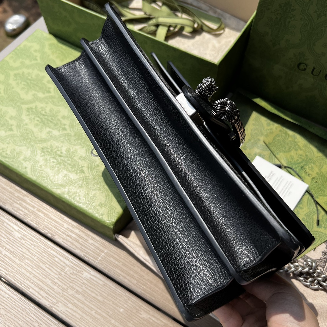 G*u*i dionysus small shoulder bag 11"wx7"hx3.5"d