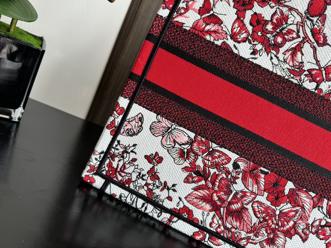 medium D*or book tote  white and red le cœur des papillons embroidery 14 x 11 x 6.5 inches