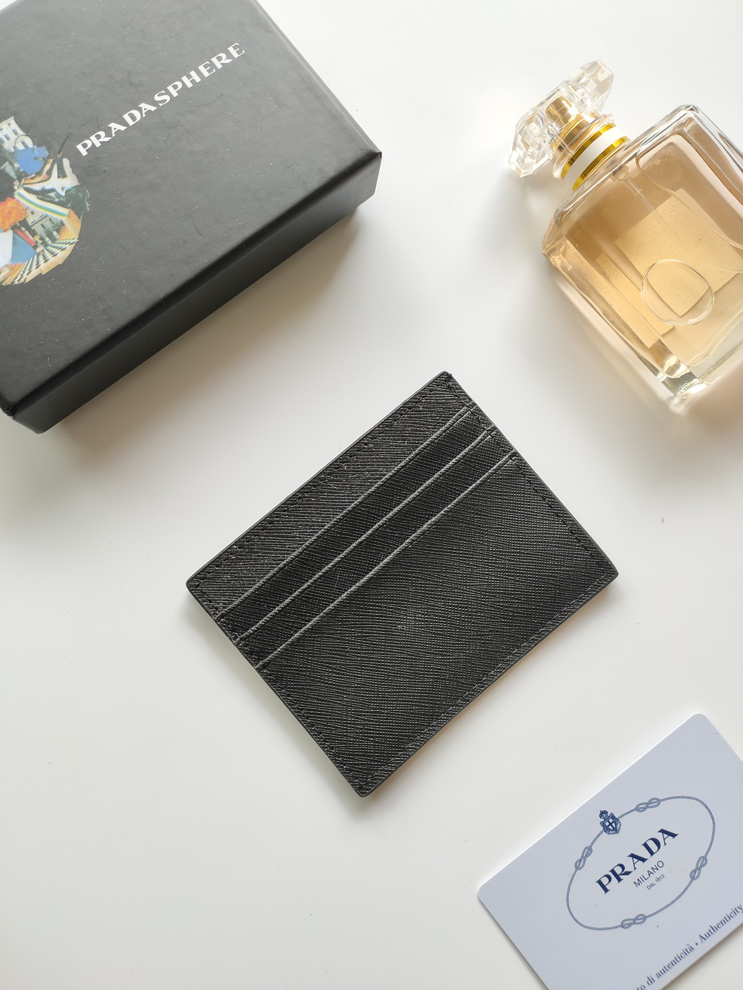 Pra*a card holder 8-10cm