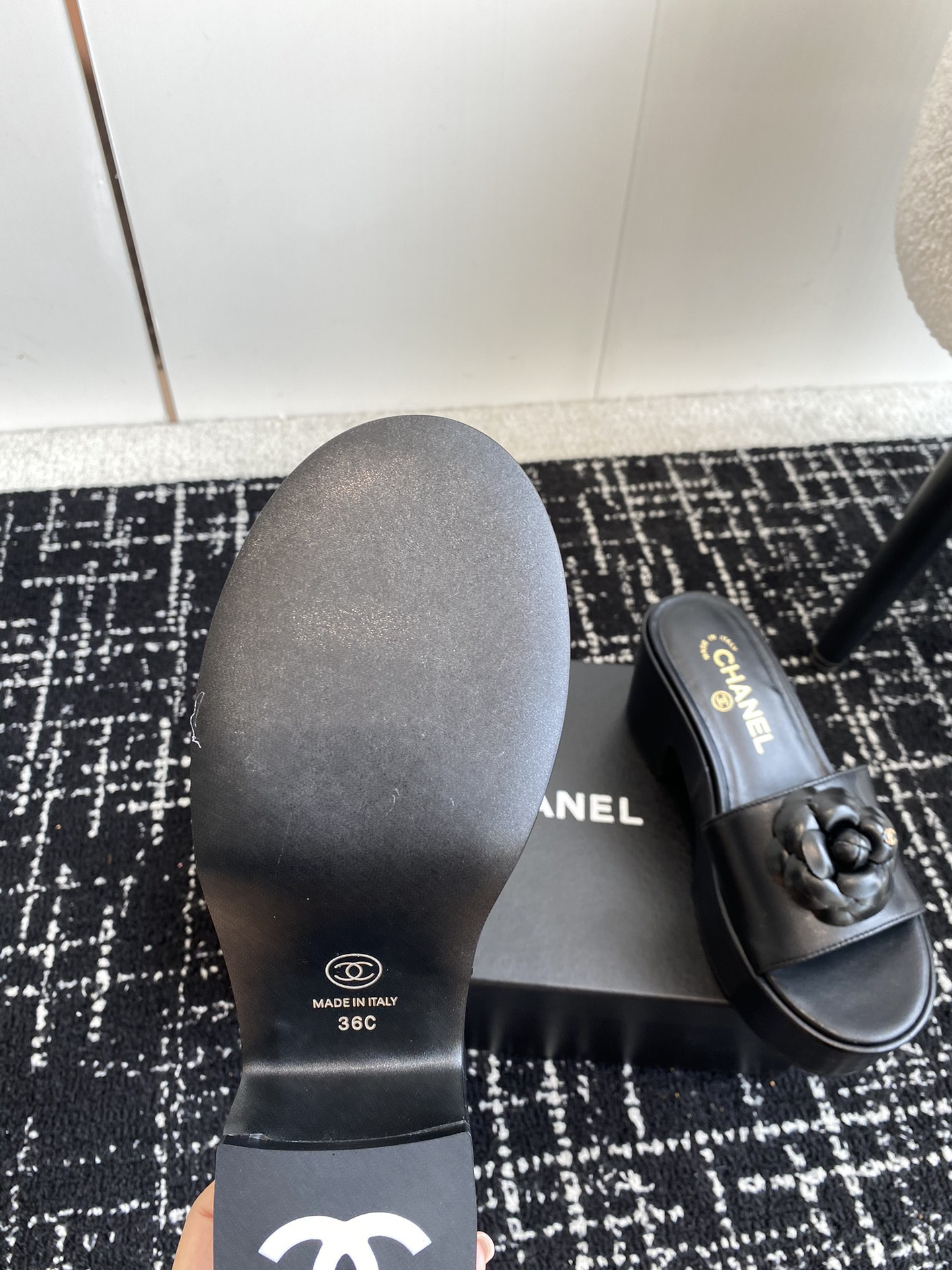 ua Ch*el mules platform heels