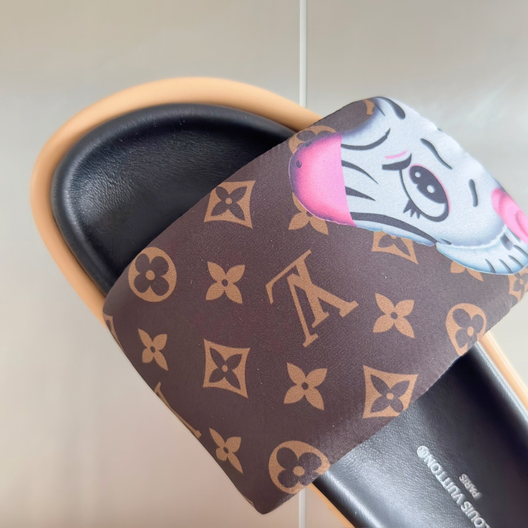 LV Pool Pillow Flat Comfort Mule