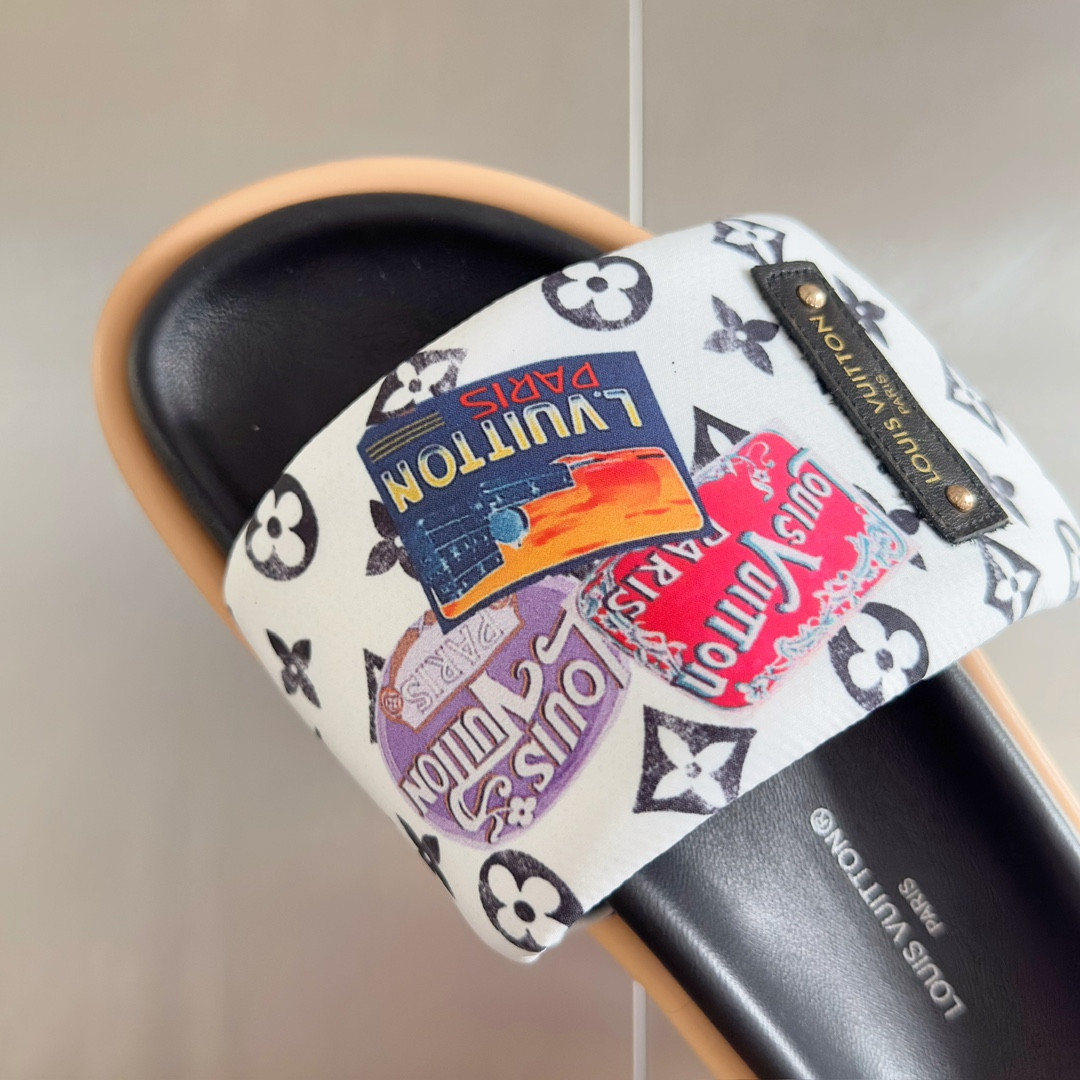 LV Pool Pillow Flat Comfort Mule