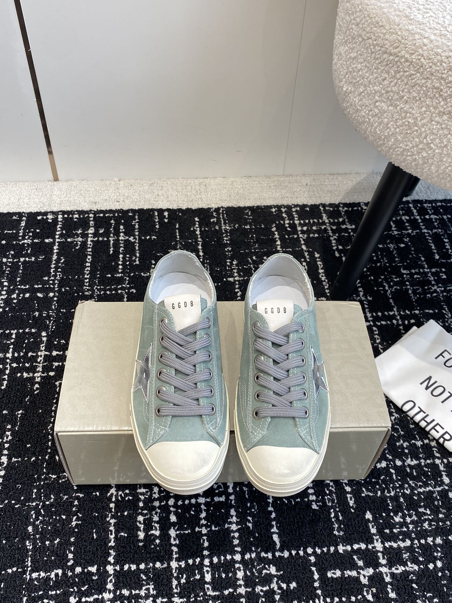 UA Golden Goose V-STAR Sneaker