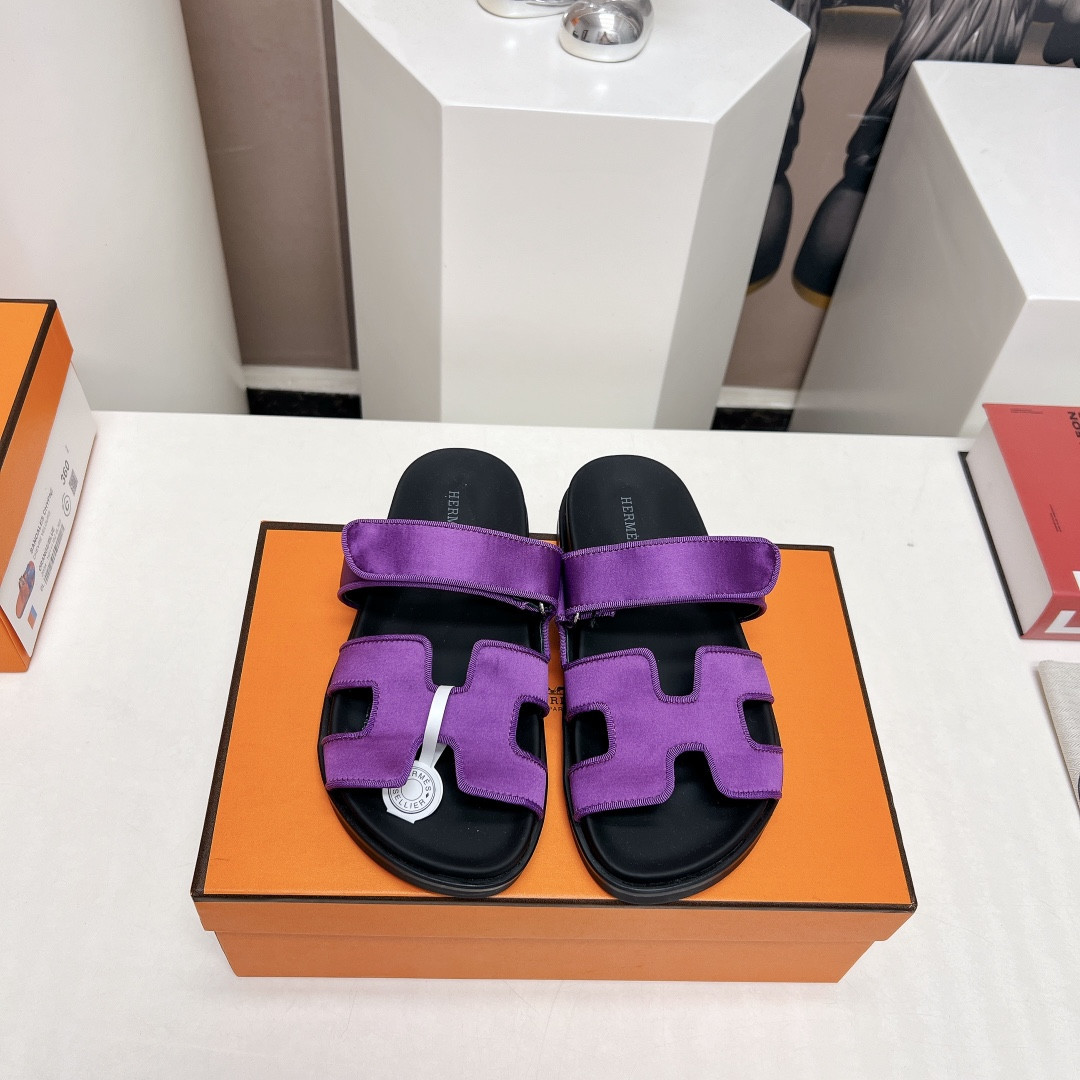 UA Hermès Chypre sandal
