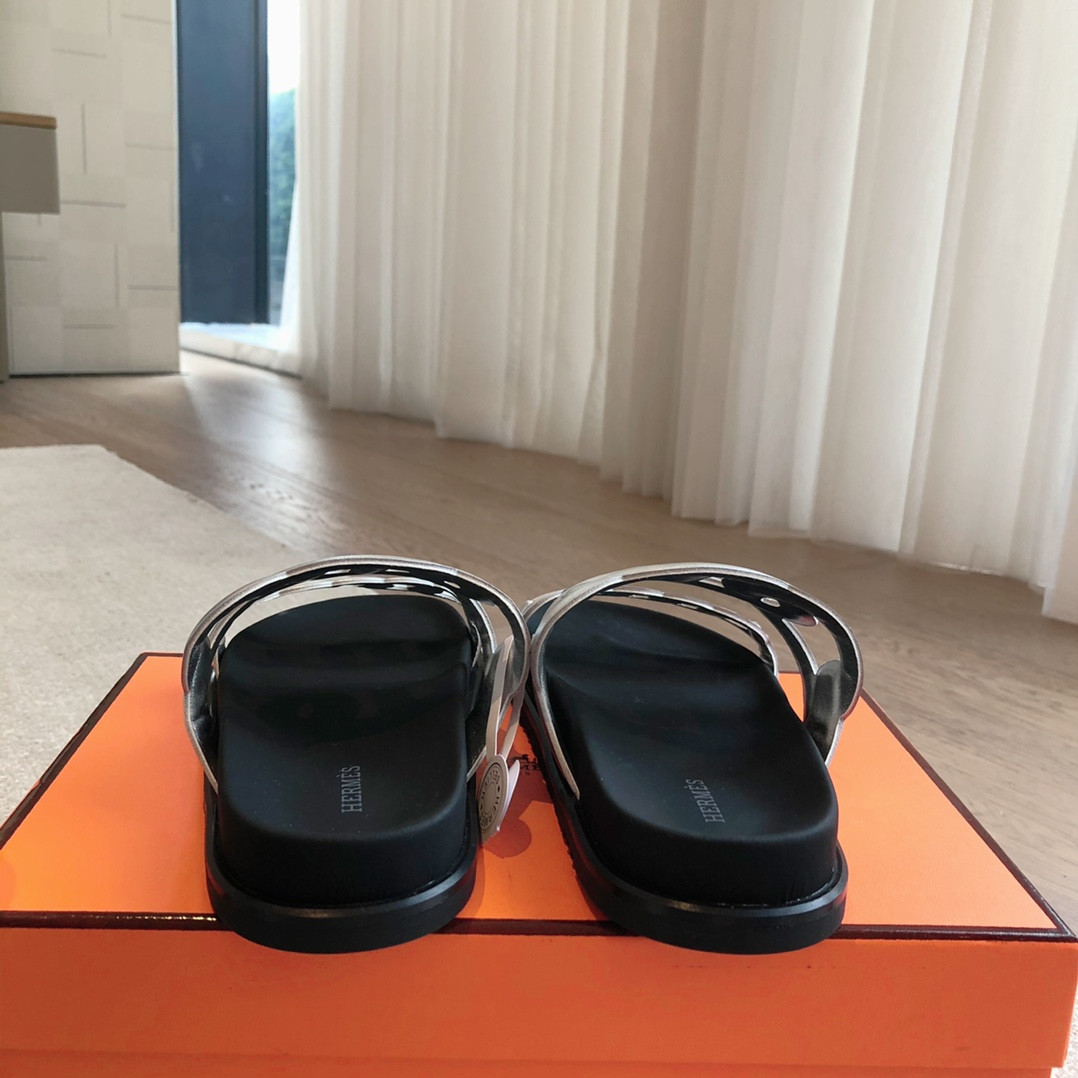 UA Hermès Extra sandal