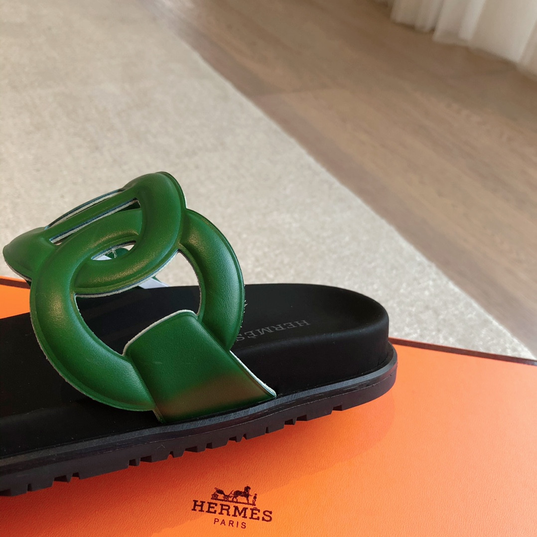 UA Hermès Extra sandal