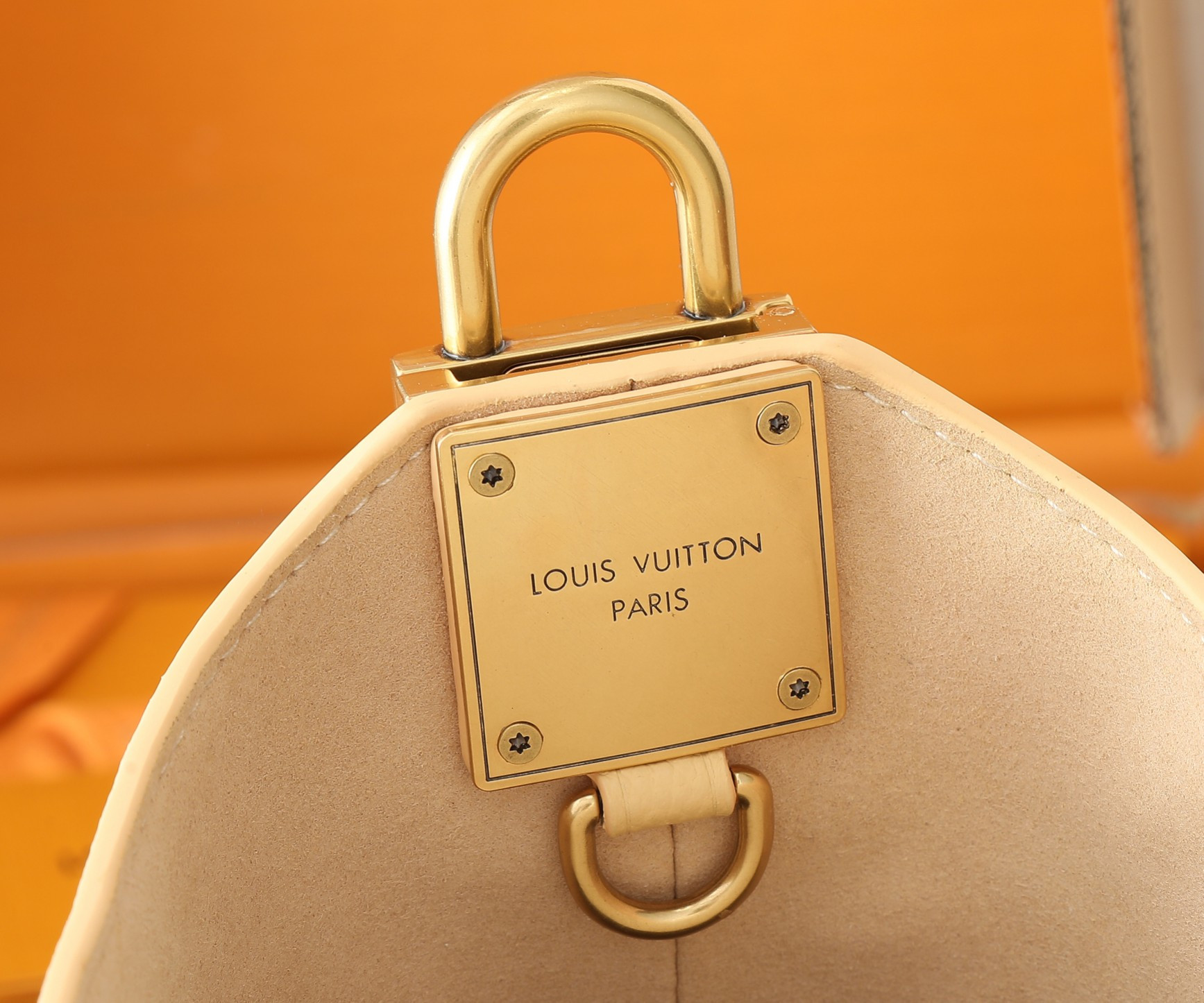 LV Low Key Hobo M25353 24x28x16CM