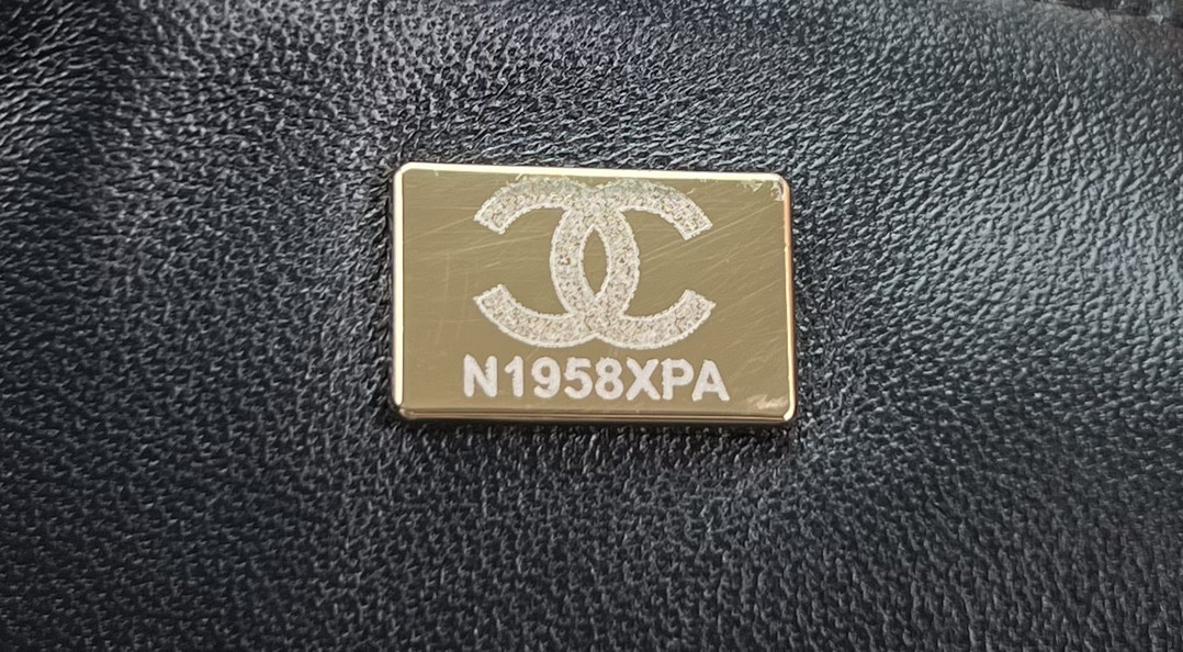 Ch*el classic flap bag 20cm