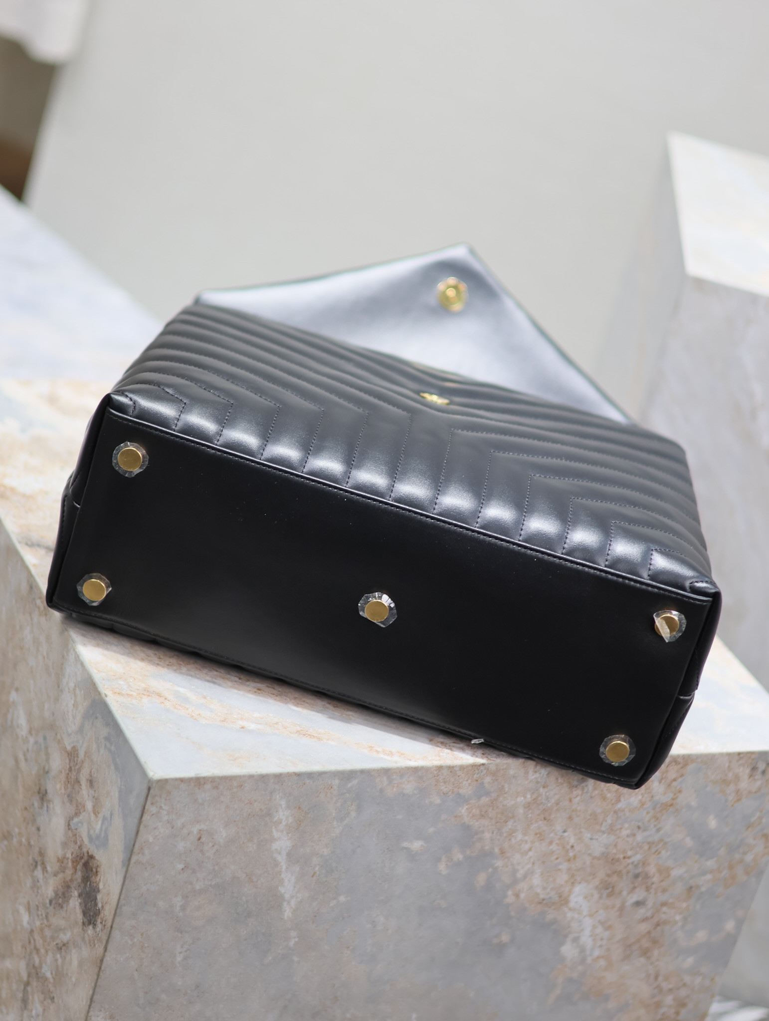 Y*L loulou 36×27×14cm