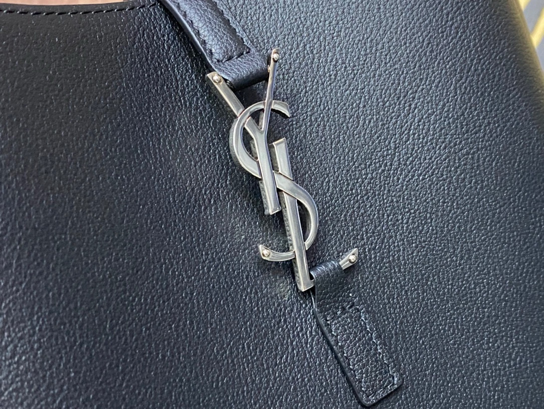 Y*L le 5 À 7 23x22x8cm