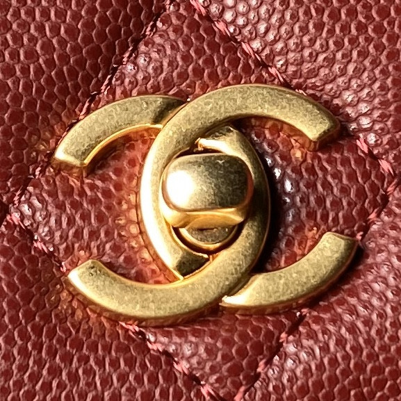 Ch*el wallet on chain grained shiny calfskin & gold-tone metal 12 × 19 × 5 cm