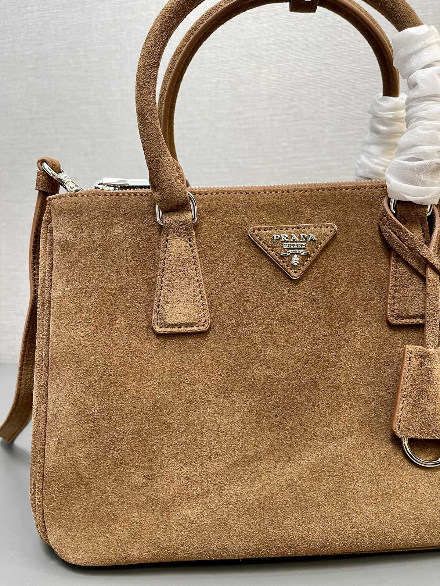 Pra*a galleria bag 28x20x12cm