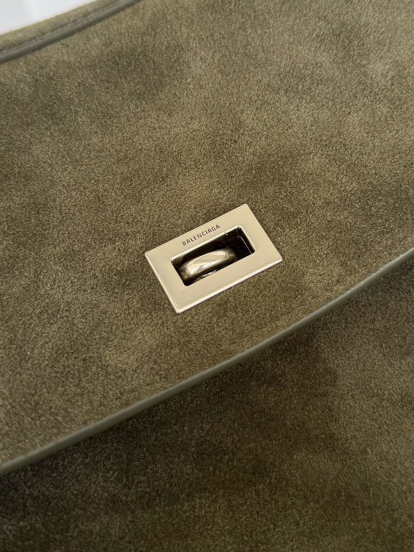 Ba*len*cia*ga rodeo large 39.8x29.9x12.9cm